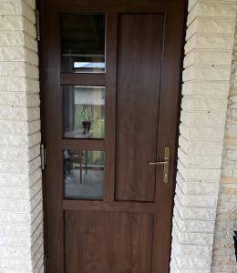 дверь входная пластиковая недорого