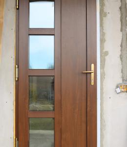 входная пвх дверь