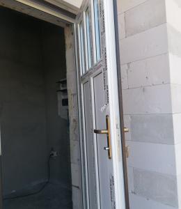 дверь входная пластиковая недорого