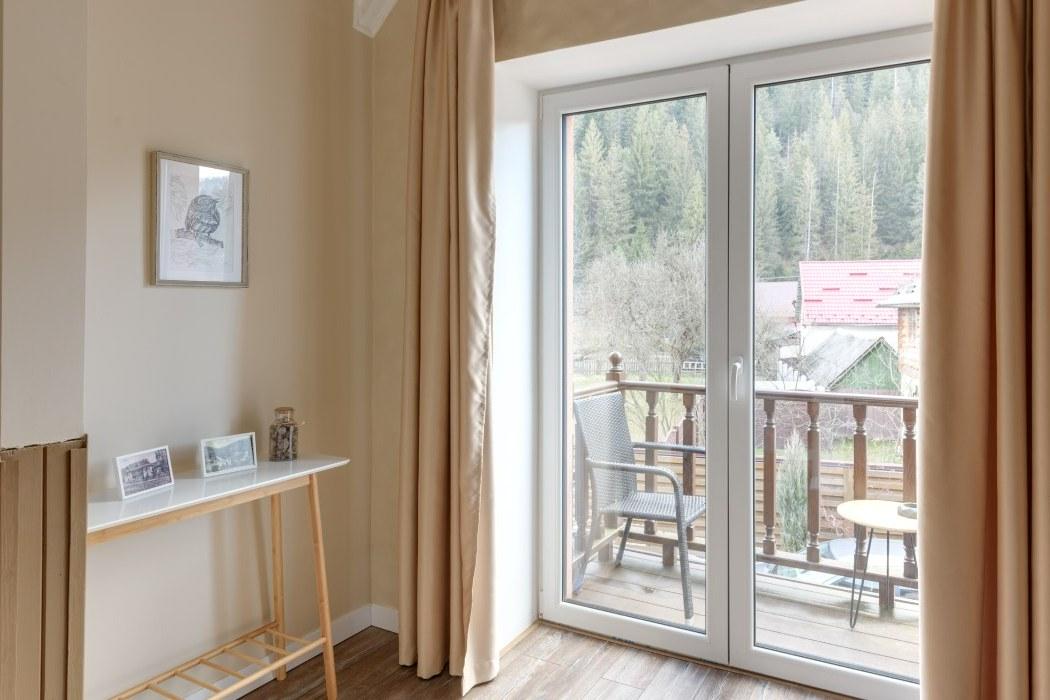 Двухстворчатая (штульповая)